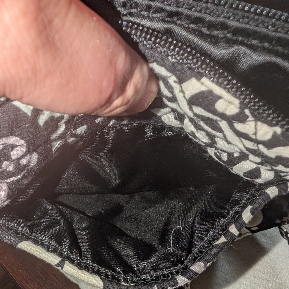 Vera Bradley Black and Pink Patterned Crossbody Bag - Picture 4 of 10